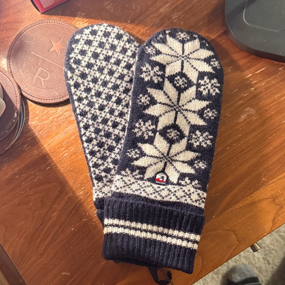 Hestra Black and Cream Snowflake Mittens - Picture 2 of 5